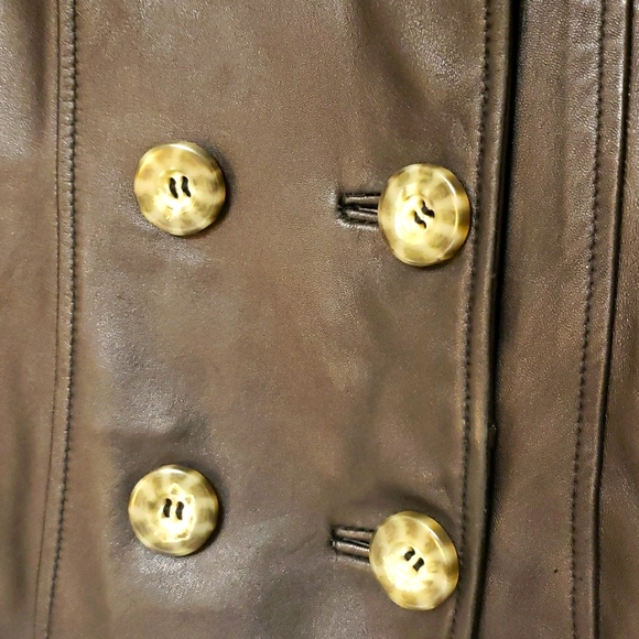 Black leather coat by Danier - Picture 2 of 9